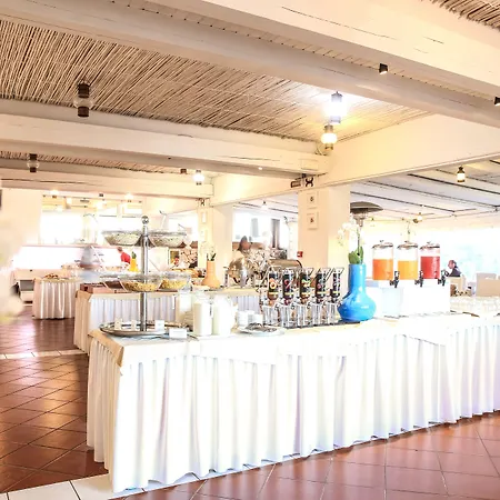 Le Ginestre Отель