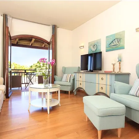 Le Ginestre بورتو كيرفو