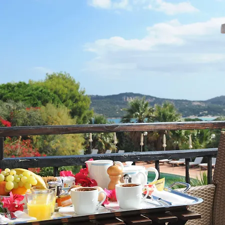 Le Ginestre Hotel 4*